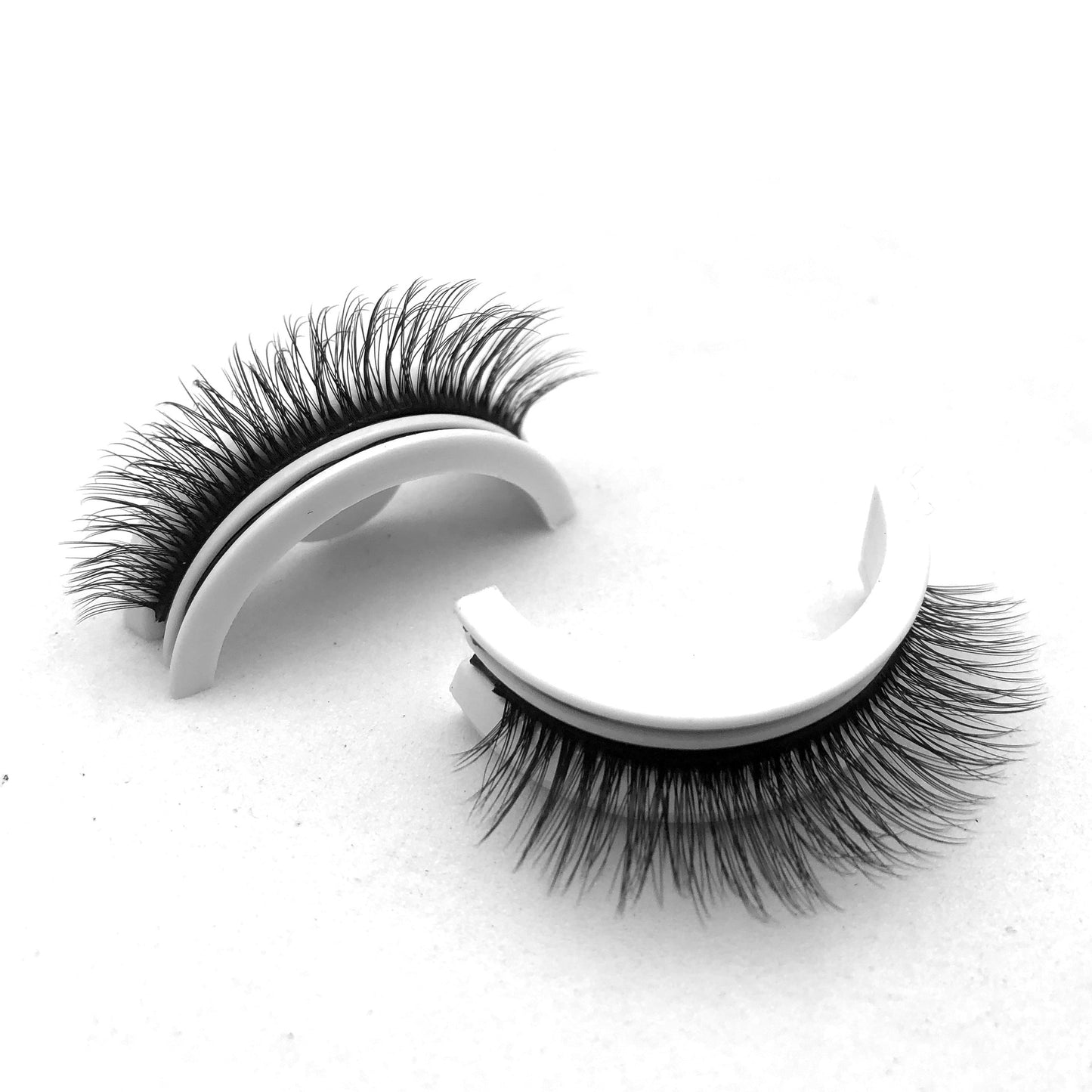 Faux cils adhésif réutilisable proposé par Fam de Tête.com