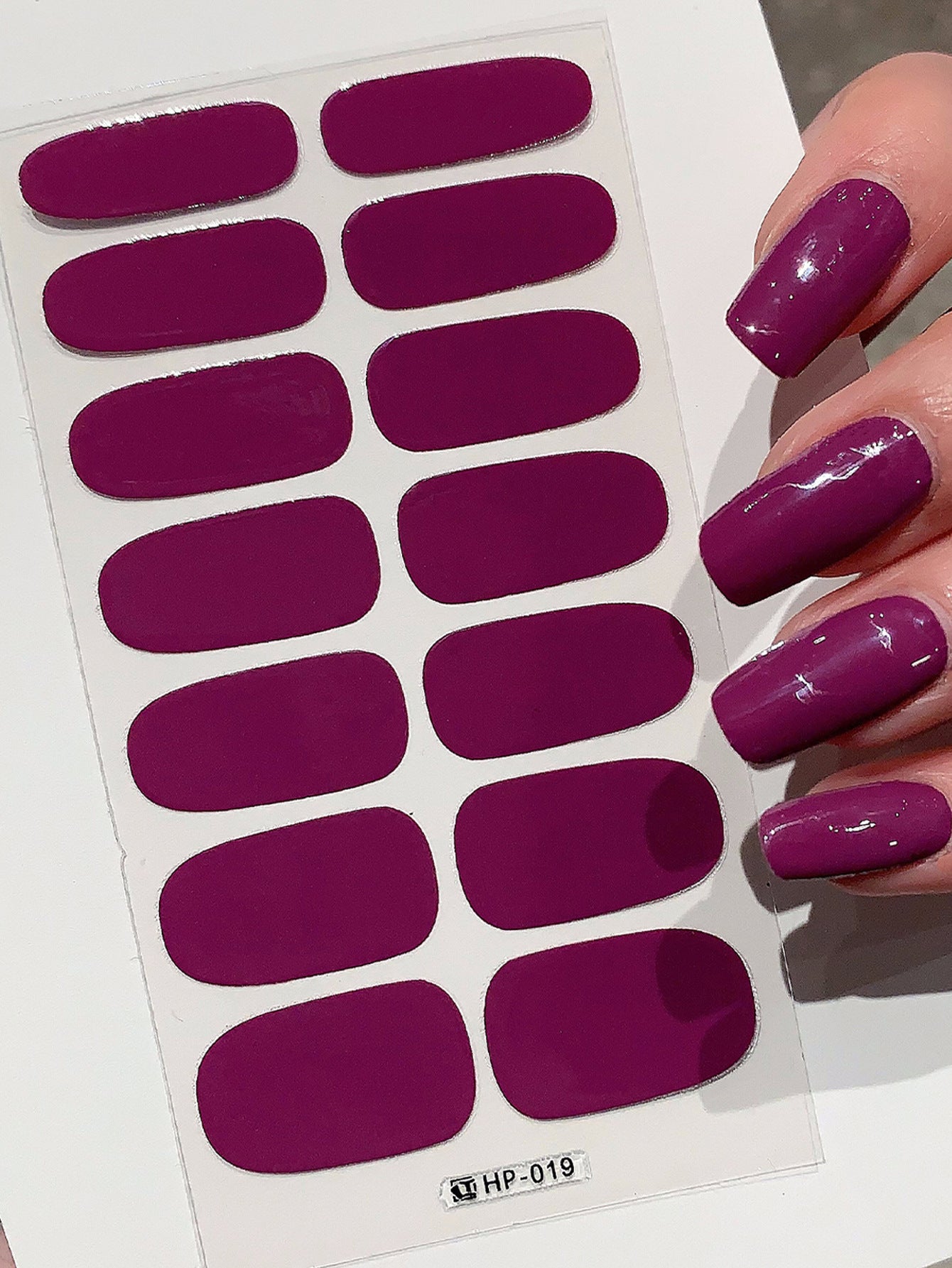 Stickers vernis à ongle proposé par Fam de Tête.com