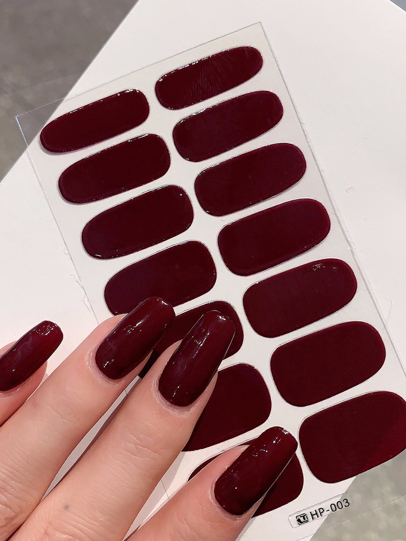 Stickers vernis à ongle proposé par Fam de Tête.com