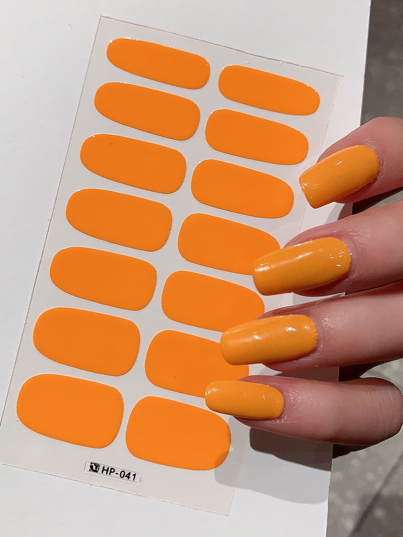 Stickers vernis à ongle proposé par Fam de Tête.com