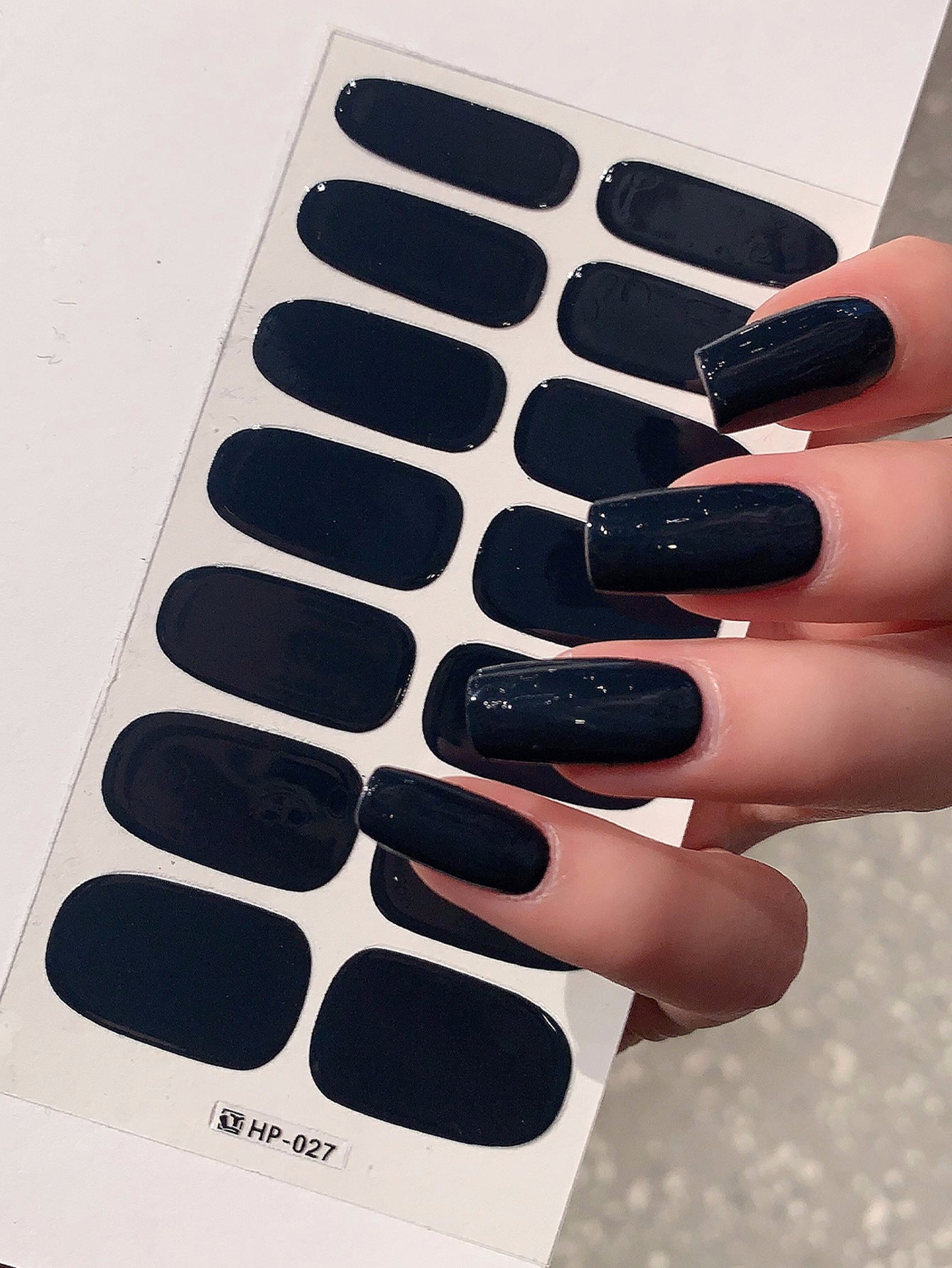 Stickers vernis à ongle proposé par Fam de Tête.com