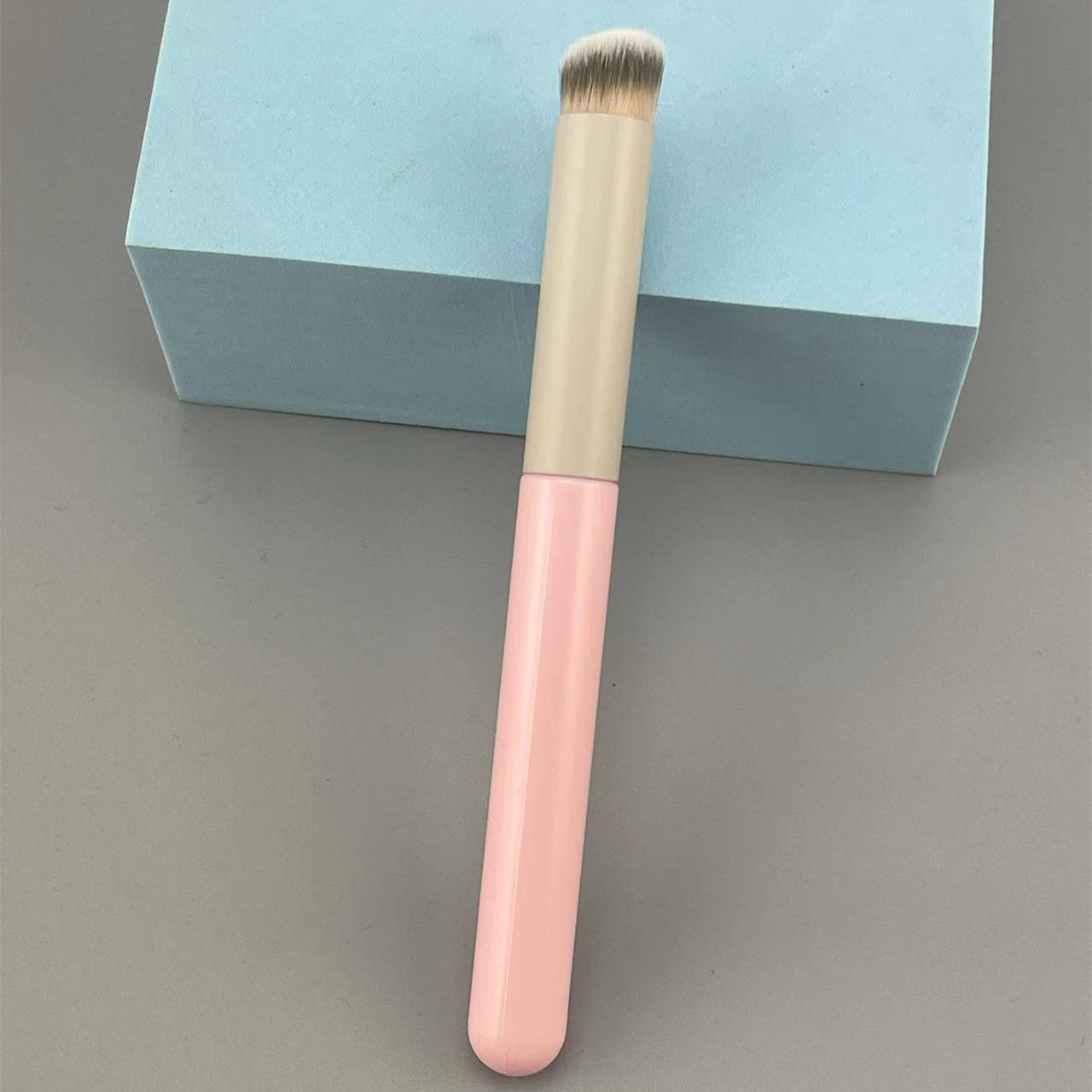 Pinceaux correcteur proposé par Fam de Tête.com